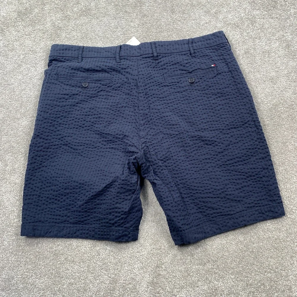 Tommy Hilfiger Seersucker Shorts Mens 38 Navy Blue Textured Casual XM03616